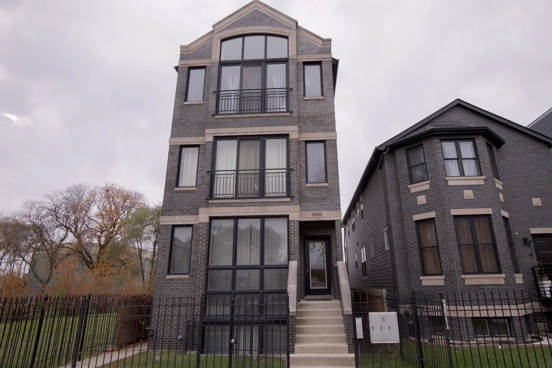 3938 South Wells Street photo 4