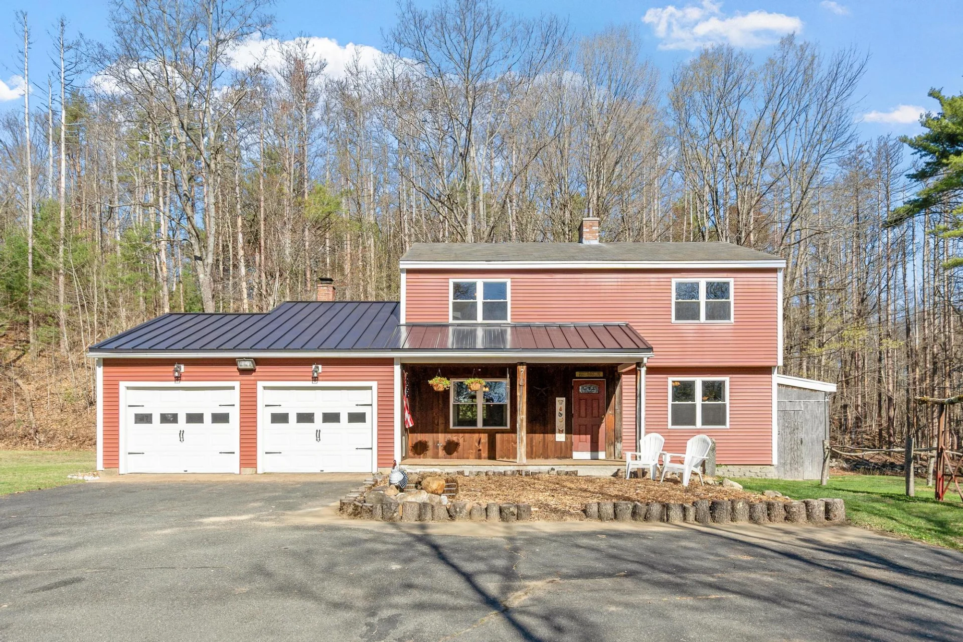885 Royalston Rd photo 2