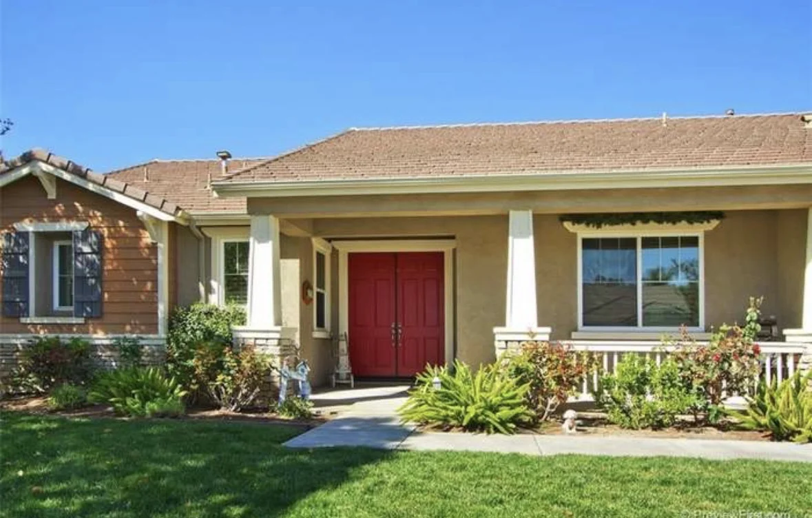 32879 Heversham Ct photo 3