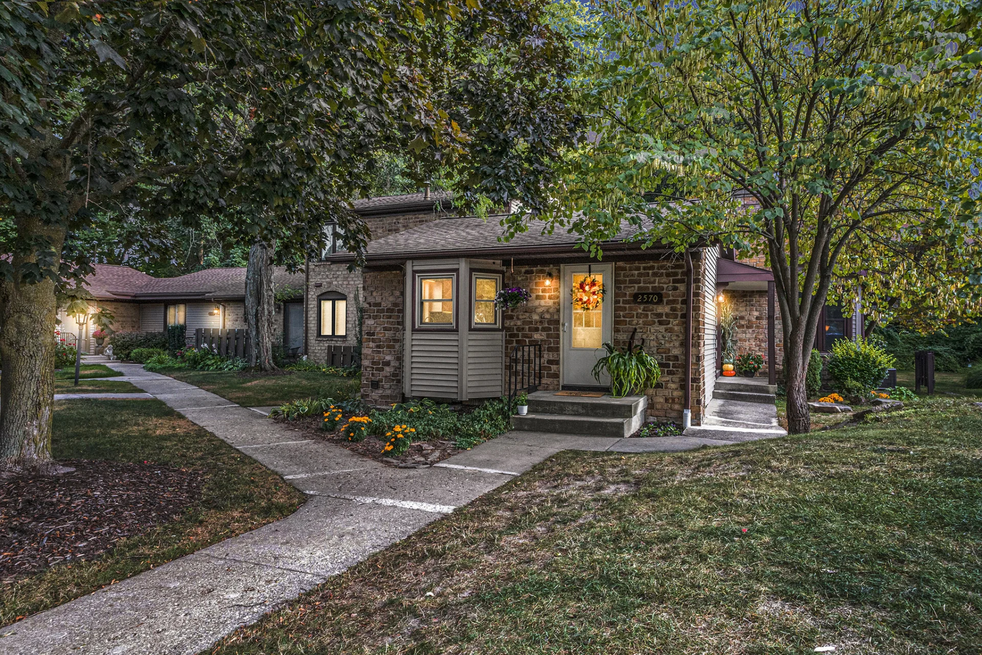 2570 Knightsbridge Rd SE Grand Rapids, MI 49546