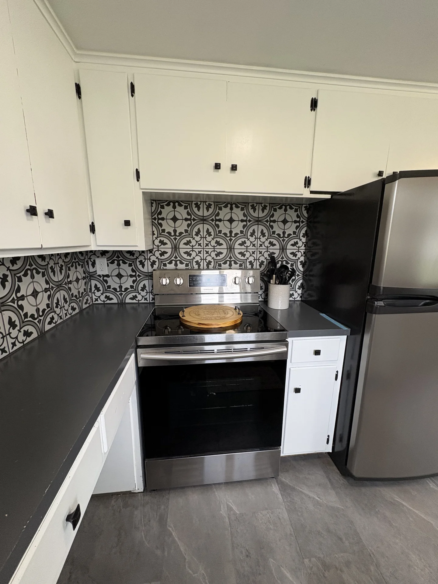 306 W Elmore St photo 8