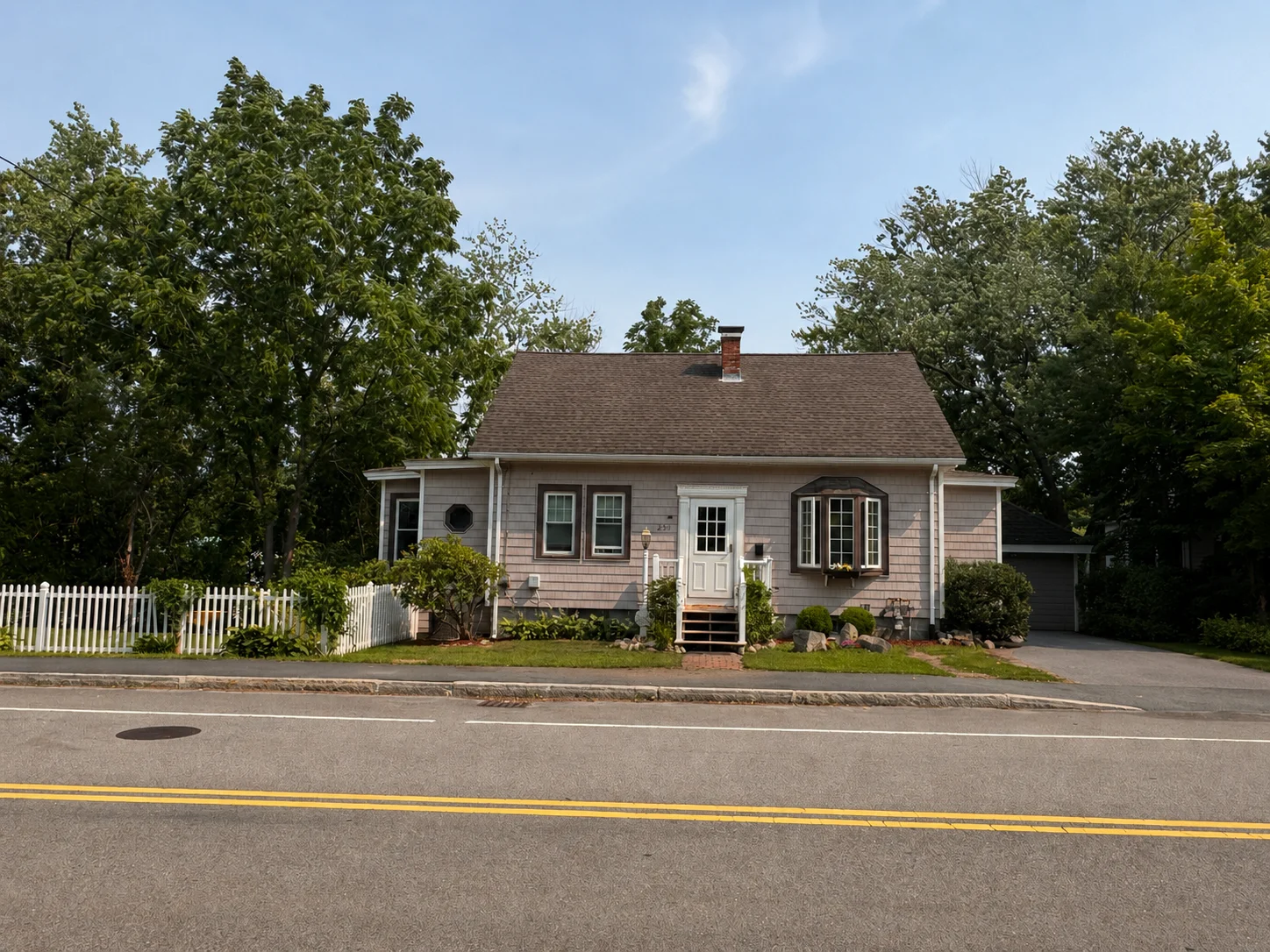 230 Main Street photo 2