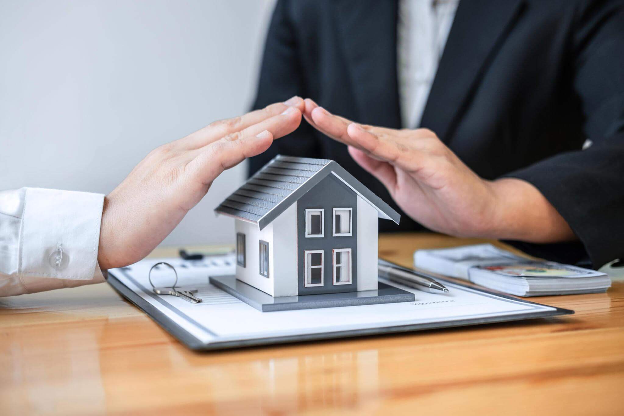 Maximizing Safety When Selling Your Home On Your Own